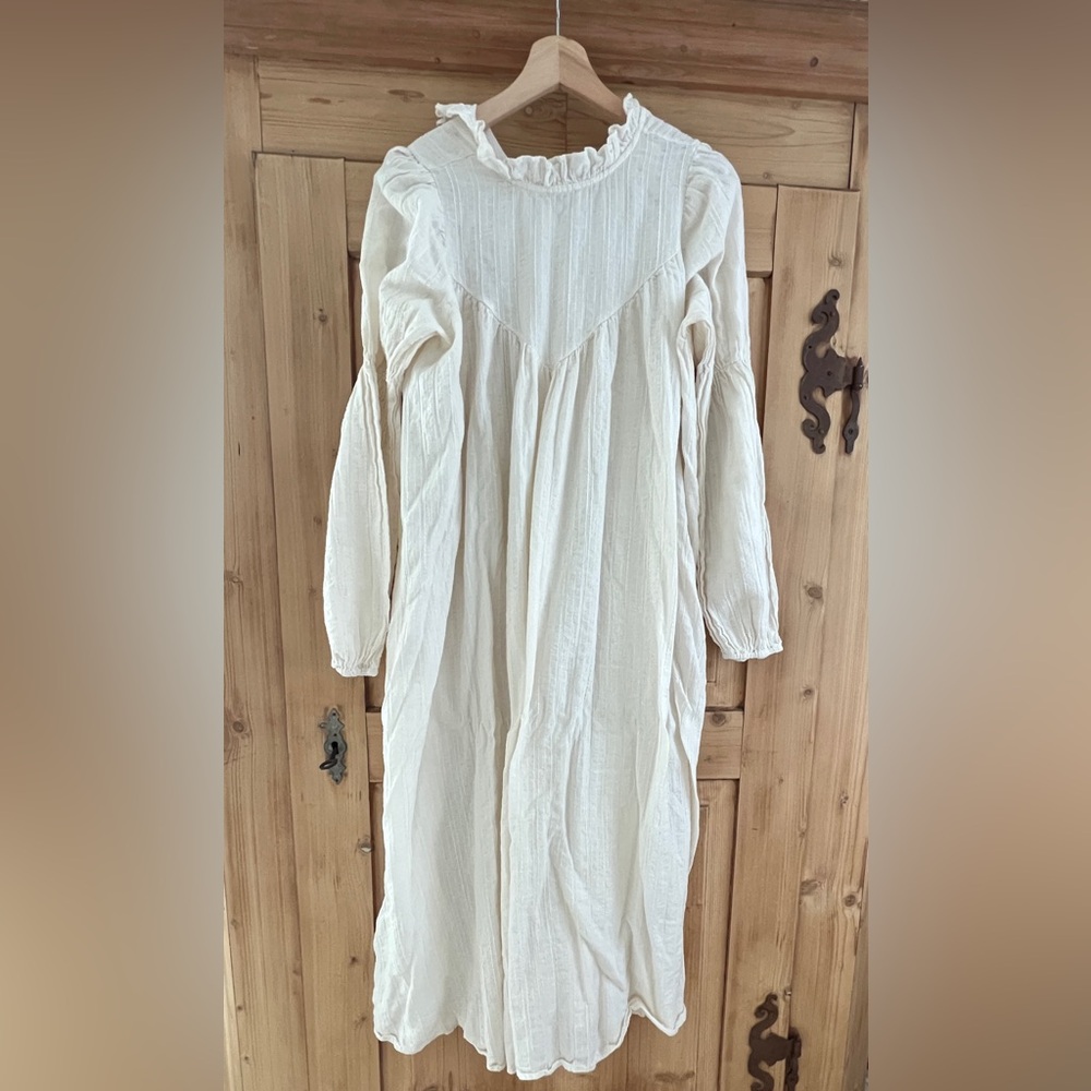 Peasant Dress. (DÔEN inspired— not DÔEN)
